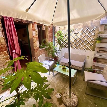 Ca 3 Leoni - Romantic House In The Heart Of Venice Exterior photo