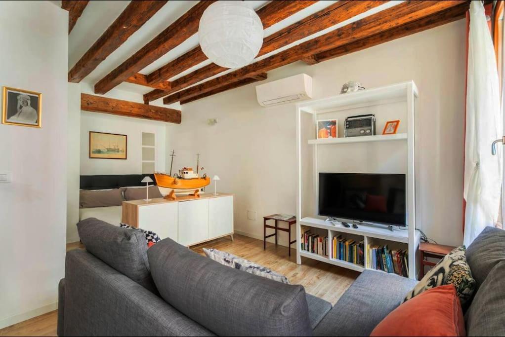 Ca 3 Leoni - Romantic House In The Heart Of Venice Exterior photo